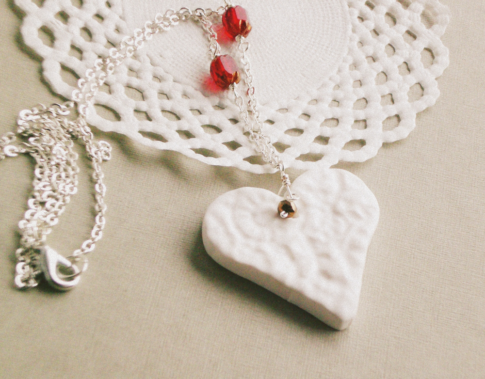 "loveliness" Heart Necklace - Valentine's Day, White Heart, Red Beads